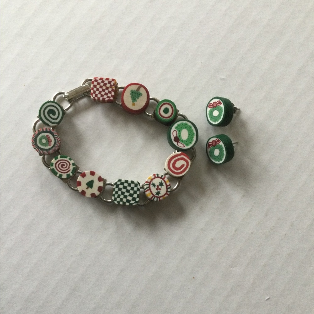 Vtg Handmade Artisan Polymer Clay Christmas Red & Green Bracelet & Earrings Set